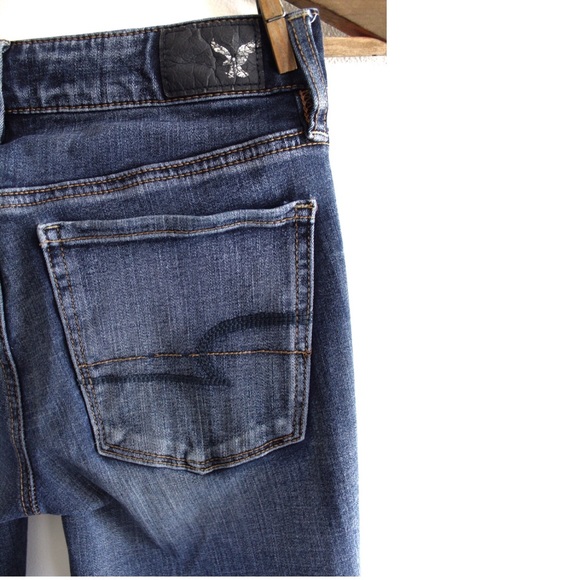 AE Destroyed High Rise Jegging 2 Preowned - Picture 7 of 10